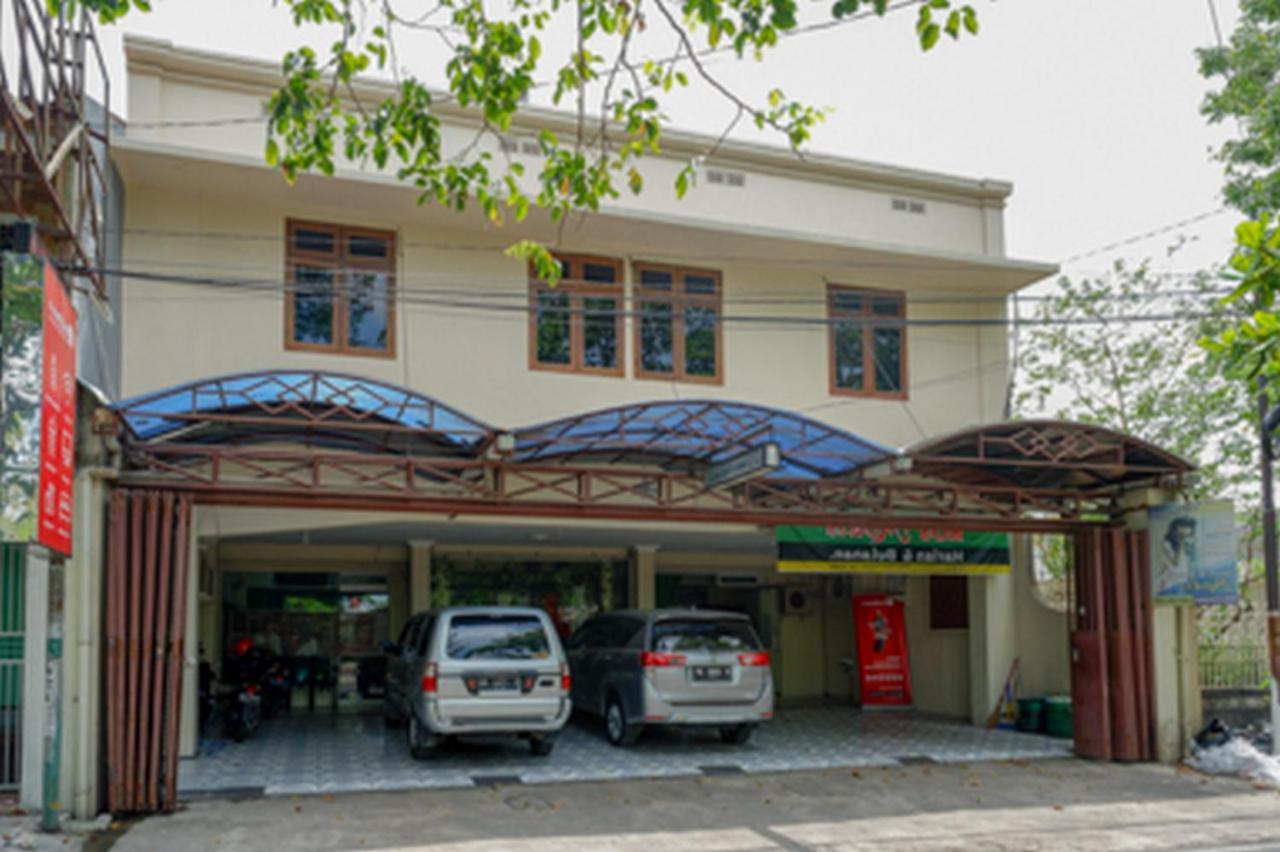 Reddoorz Near Rsud Kudus Hotel Buitenkant foto